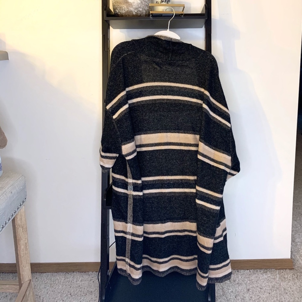 Vince Black and Tan Striped Cardigan Kimono S - Picture 7 of 9